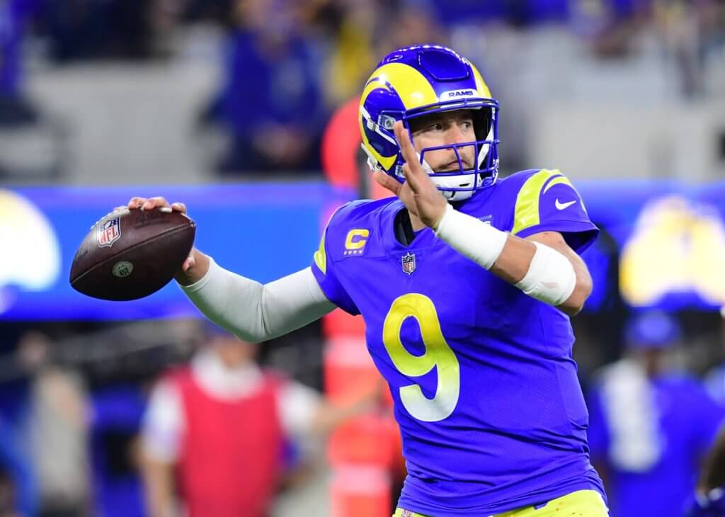 Matthew Stafford throws a pass.