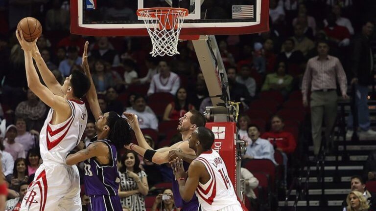 How Does Fantasy Basketball Work