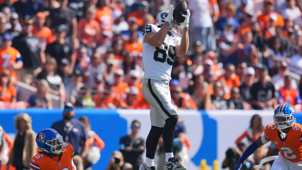 NFL DFS - Brock Bowers