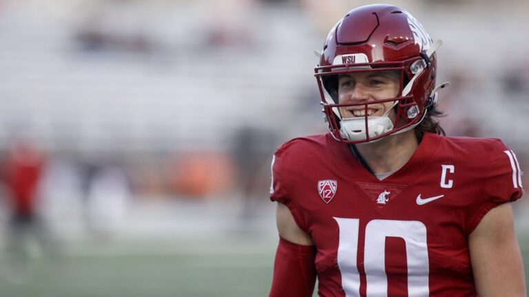 CFB - John Mateer, QB (then of Washington State, now Oklahoma)