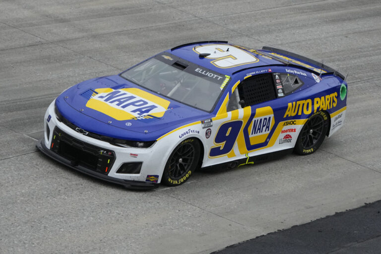 2025 Autotrader EchoPark Automotive 400 Cup Series Picks & Preview