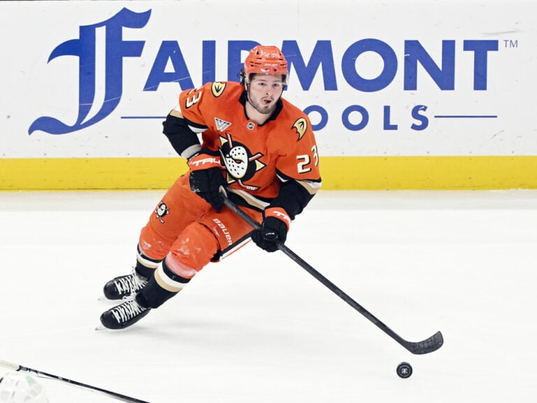 Jorge Pucks 2025 NHL DFS Breakdown: Wednesday 11/19